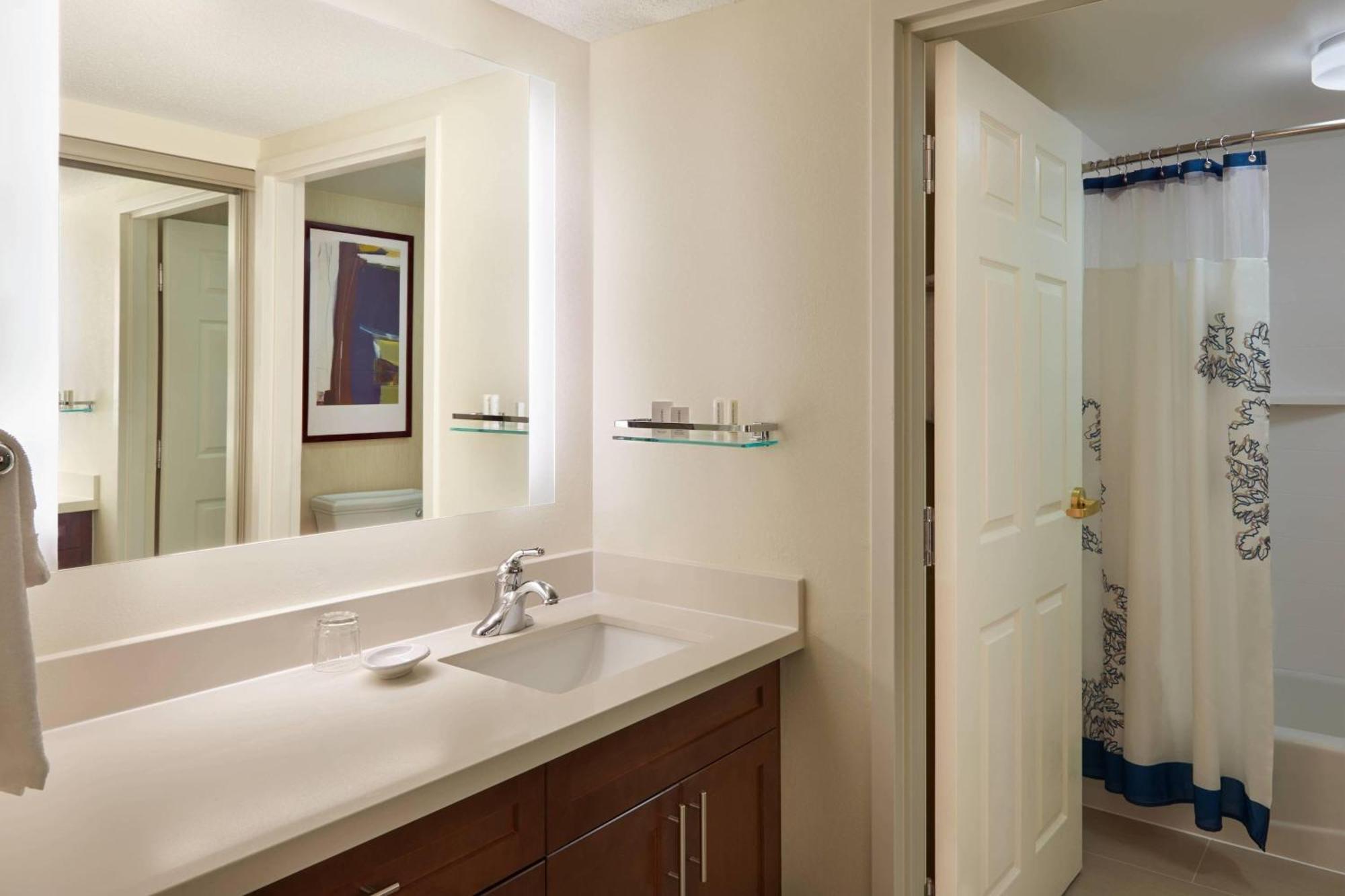 Residence Inn By Marriott Toronto Airport Exterior photo